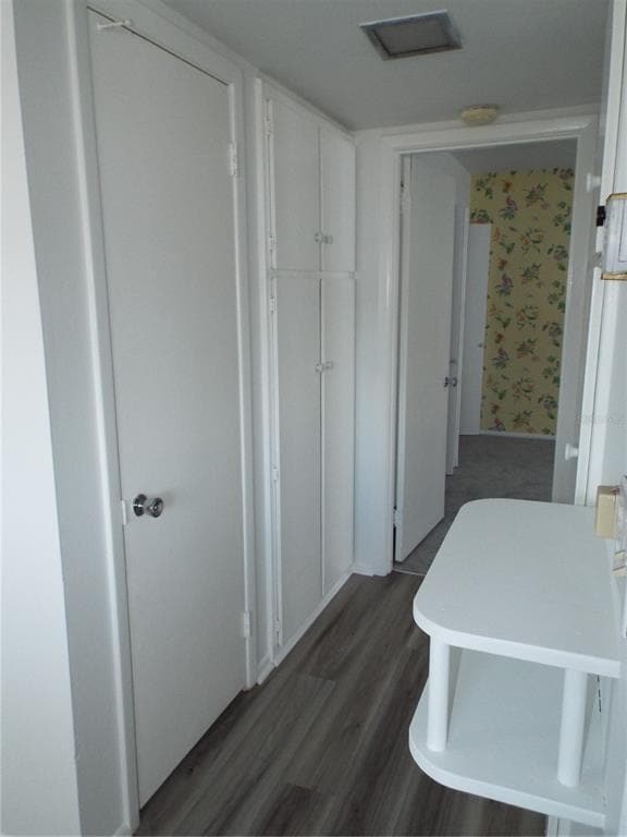 Building Photo - 1556 Council Dr