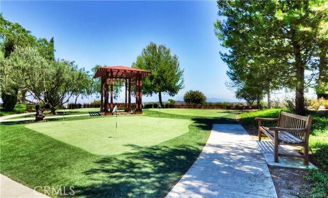 Building Photo - 48 Talmont