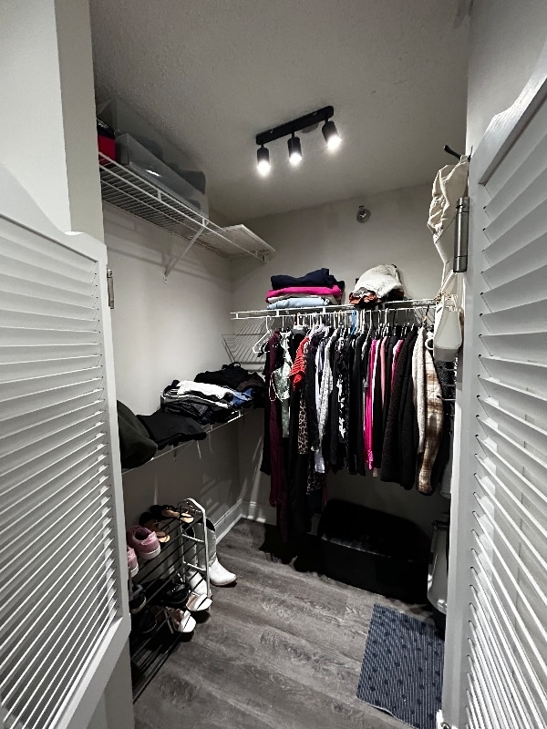 Building Photo - 440 N McClurg Ct