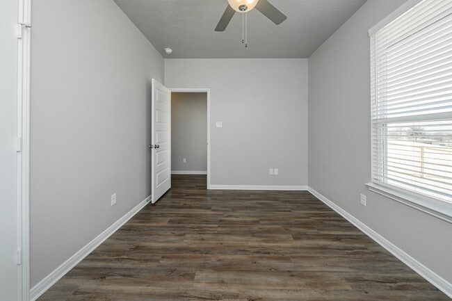 Building Photo - 1131 Trellis Pass