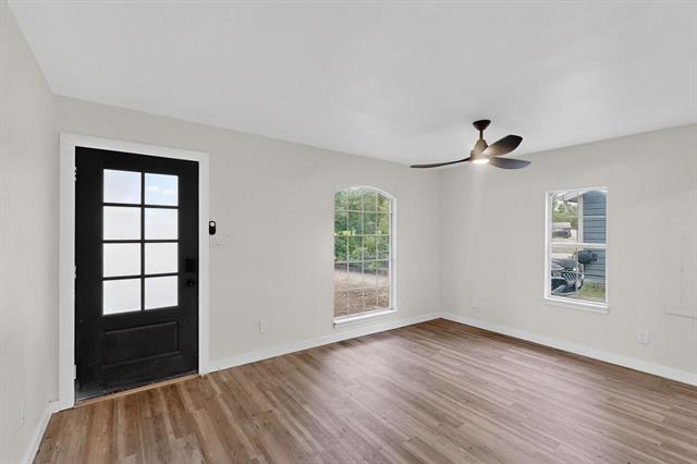 Building Photo - 1404 N Bradley St