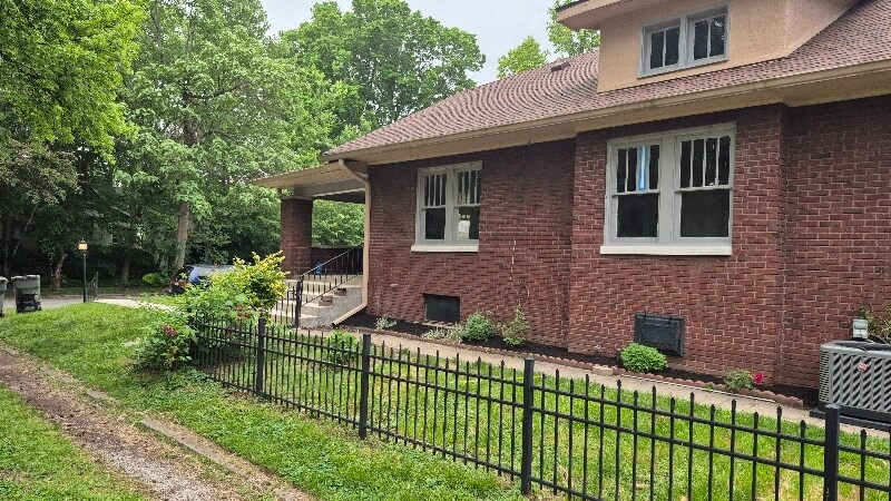 Building Photo - 5309 Hill St