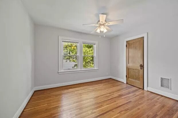 BEDROOM 3 - 293 Olentangy St