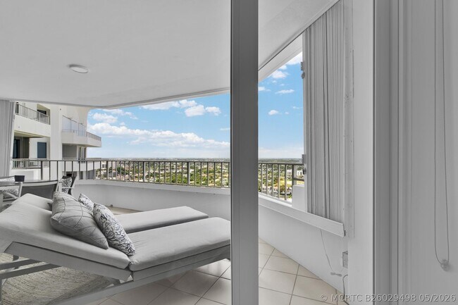 Building Photo - 500 S Ocean Blvd