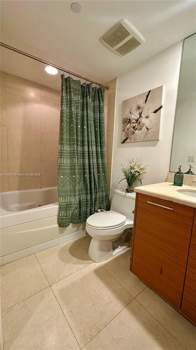 Building Photo - 50 Biscayne Blvd