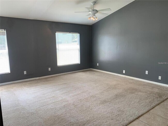Building Photo - 4211 Hartford Lake Dr