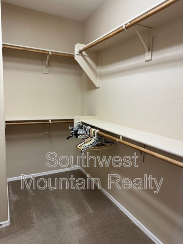 Building Photo - 4245 E Ficus Way