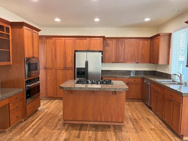 Building Photo - Elegant 5-Bedroom + Bonus Room Home with Modern Upgrades and Serene Outdoor Space