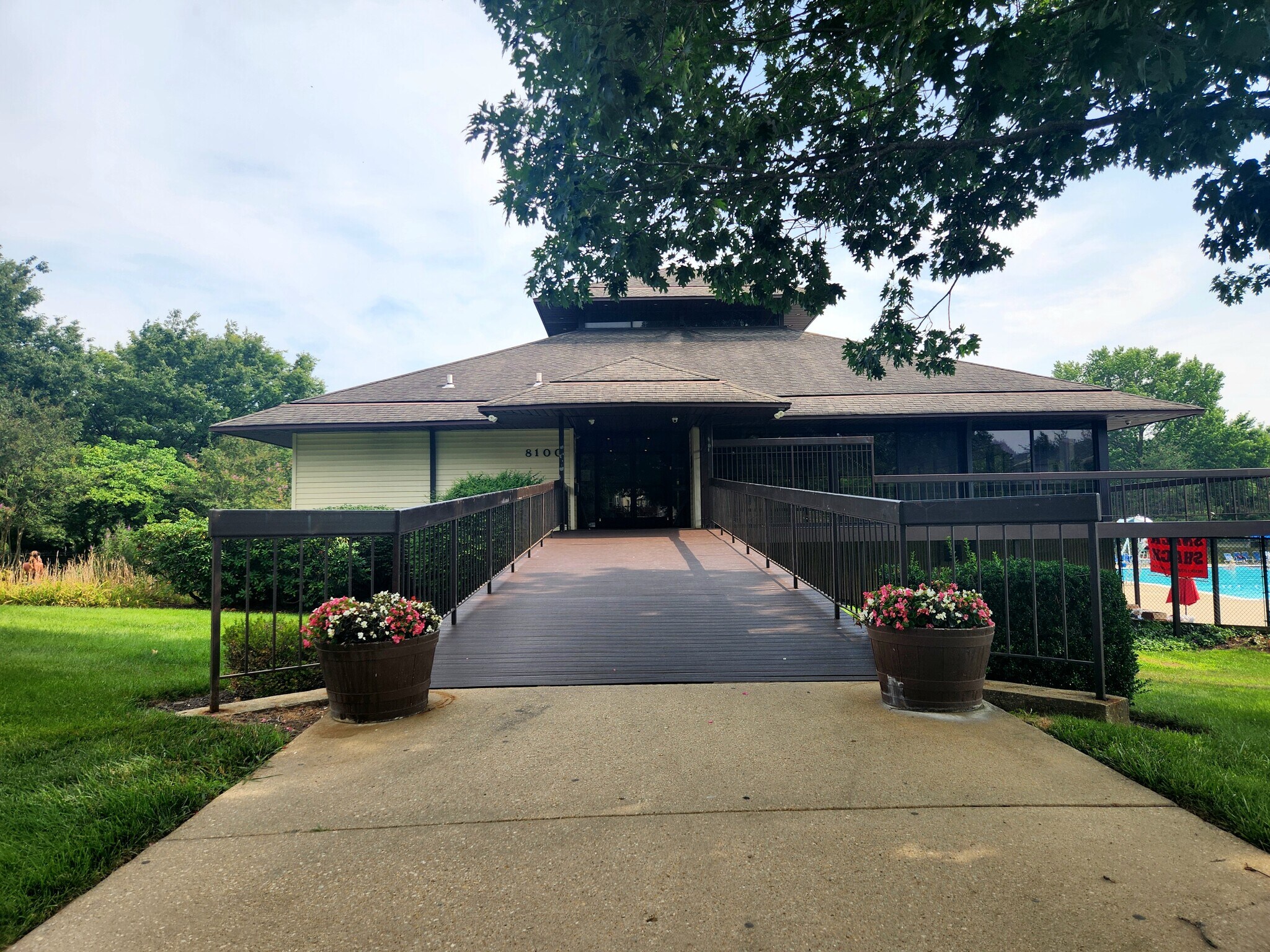 Building Photo - 7909 Badenloch Way