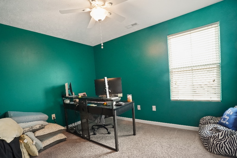Building Photo - 1728 Sunray Dr