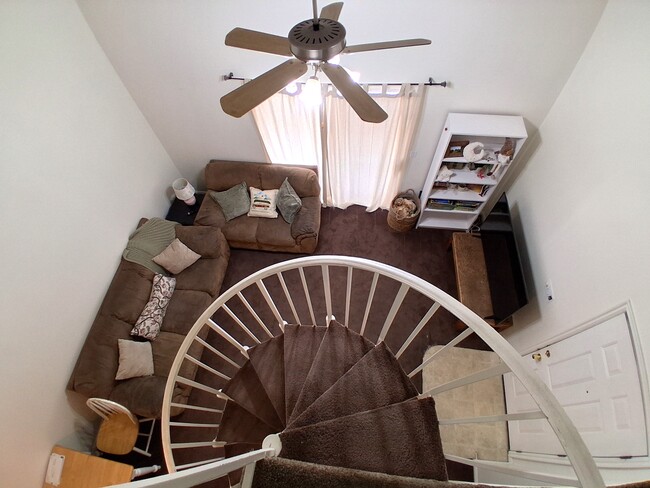 Building Photo - 62 W 700 N