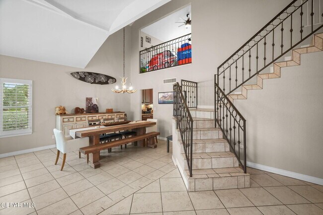 Building Photo - 6052 Bandolero Dr