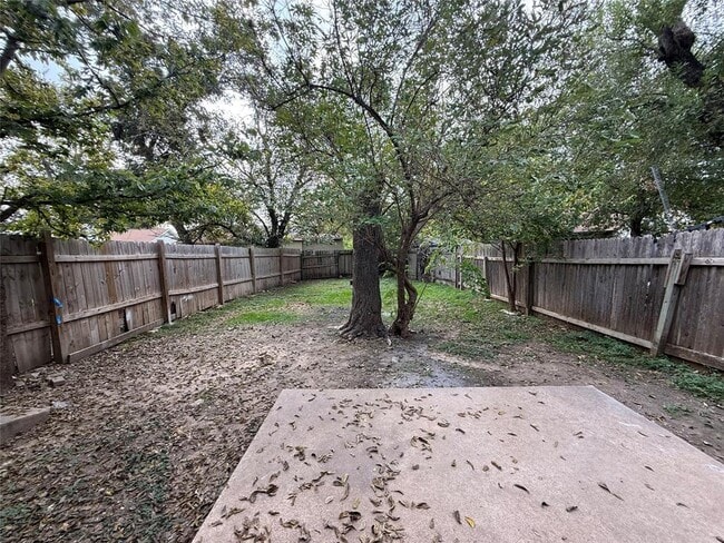 Building Photo - 10440 Doc Holliday Trail