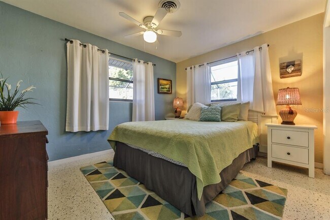 Building Photo - 141 Beau Rivage Dr