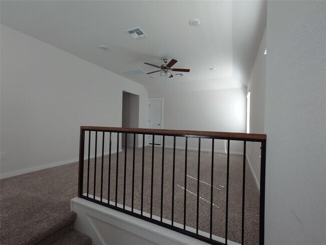 Building Photo - 2025 Wildhorse St