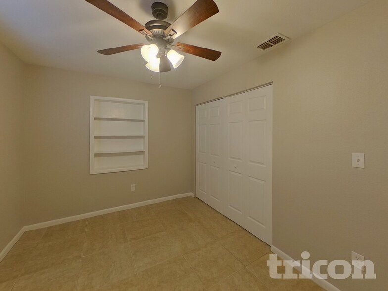 Building Photo - 5843 59th Way N