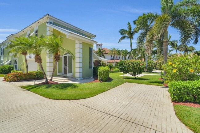Building Photo - 1704 Del Haven Dr