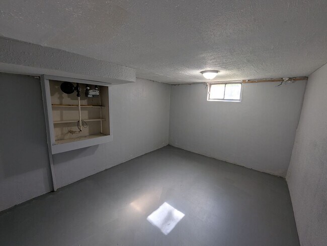 Building Photo - Hobkirk Hub