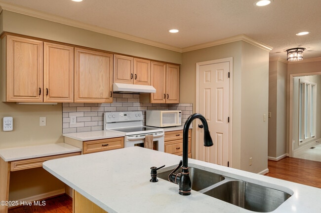 Building Photo - 38 Scioto Ln