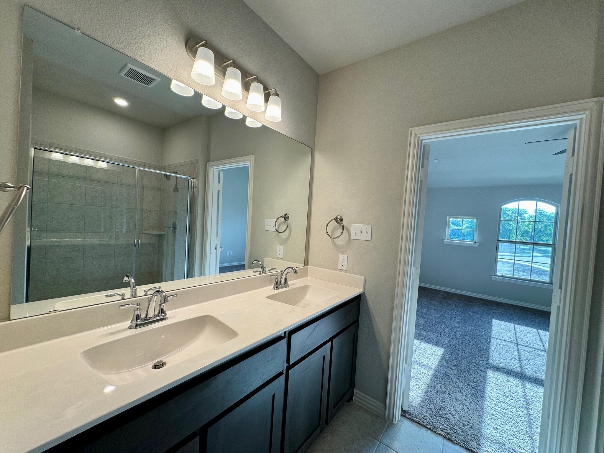 Building Photo - 3453 Solana Cir