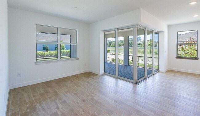 Building Photo - 6957 Honeybell Dr