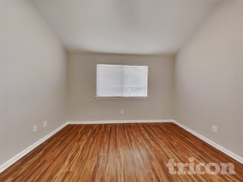 Building Photo - 3915 Liberty Square Trail