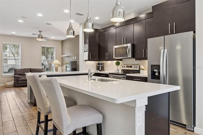 Building Photo - 7242 Serenity Bend