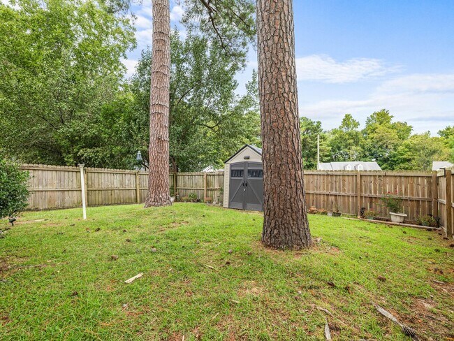 Building Photo - 542 Shadowridge Rd