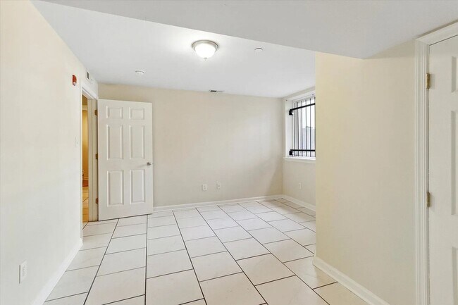 Building Photo - 1519-21 N 16th St