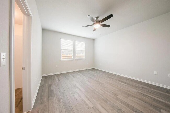 Building Photo - 1606 Jacey Way