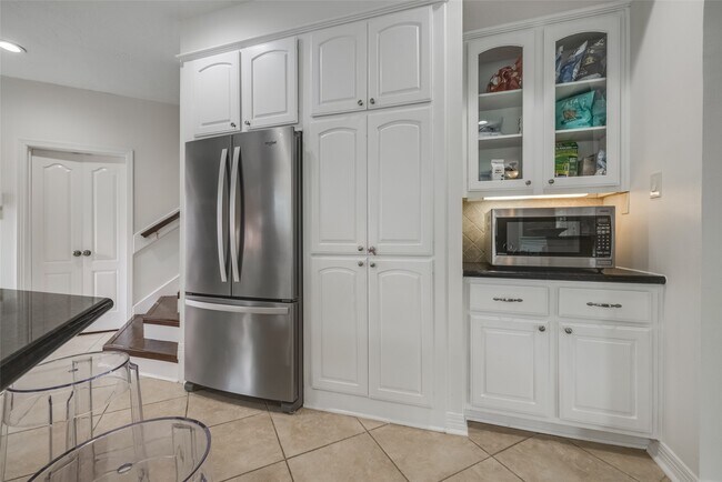 Building Photo - 5710 Cielio Bay Ct