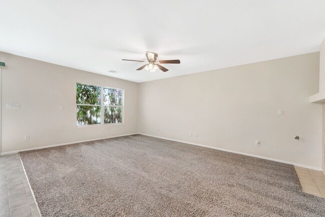 Building Photo - 3 BEDROOM SINGLE STORY IN HENDERSON!