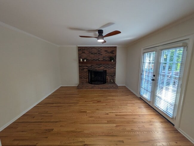 Building Photo - 2251 Nettlebrook Dr