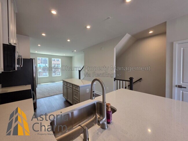 Building Photo - 2928 Maisel St