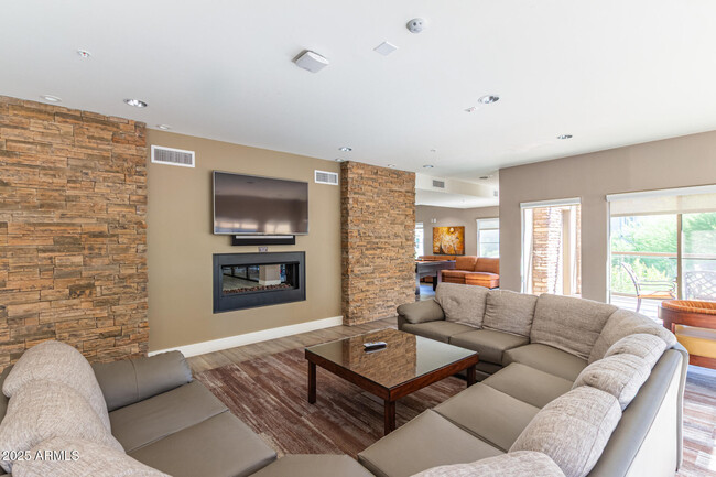 Building Photo - 5450 E Deer Valley Dr