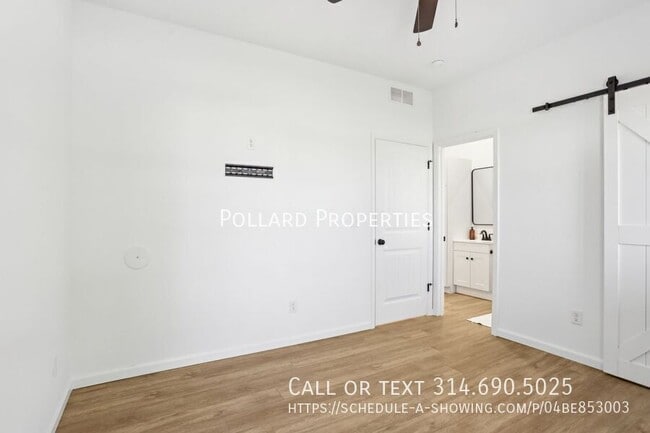 Building Photo - 1303 Parkview Dr