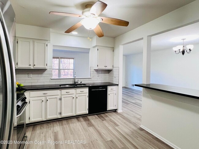 Building Photo - 430 Indigo Ct