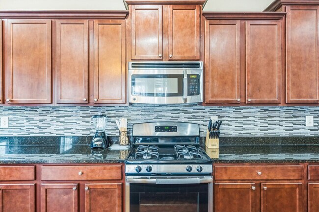 Building Photo - 7980 Blue Stream Dr