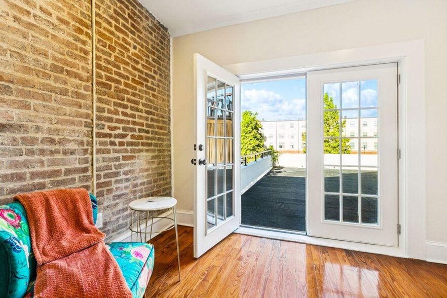 Building Photo - 1725 Robert C. Blakes Sr. Dr