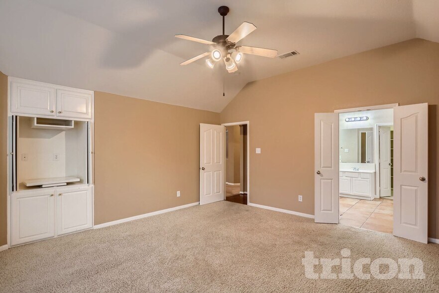 Building Photo - 4203 Wildbriar Ln