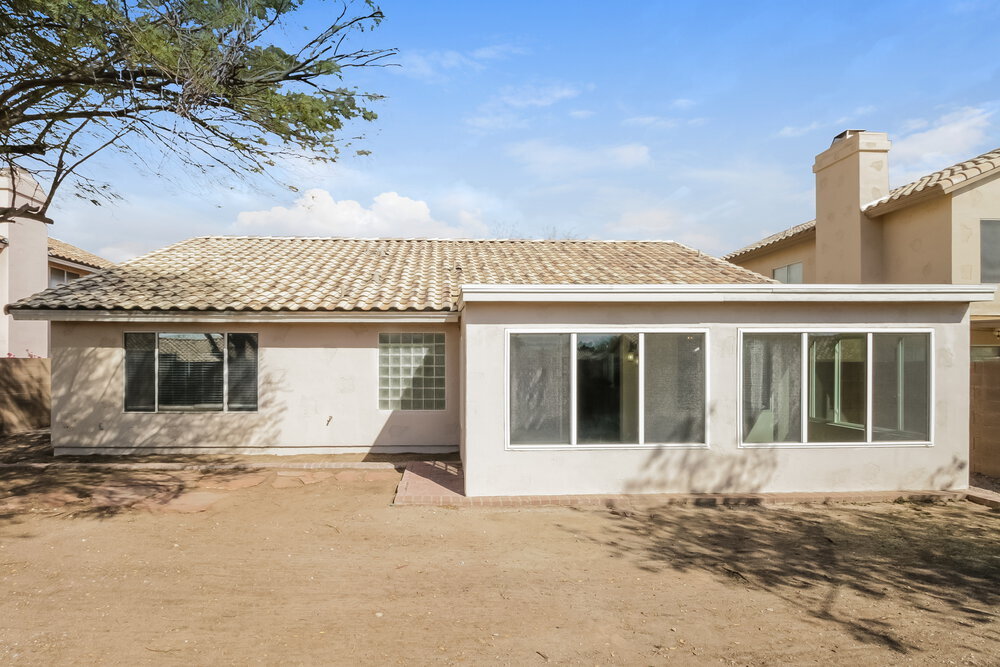 Building Photo - 3526 N Ravine