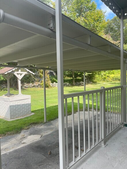 Building Photo - 40 Park Hill Rd