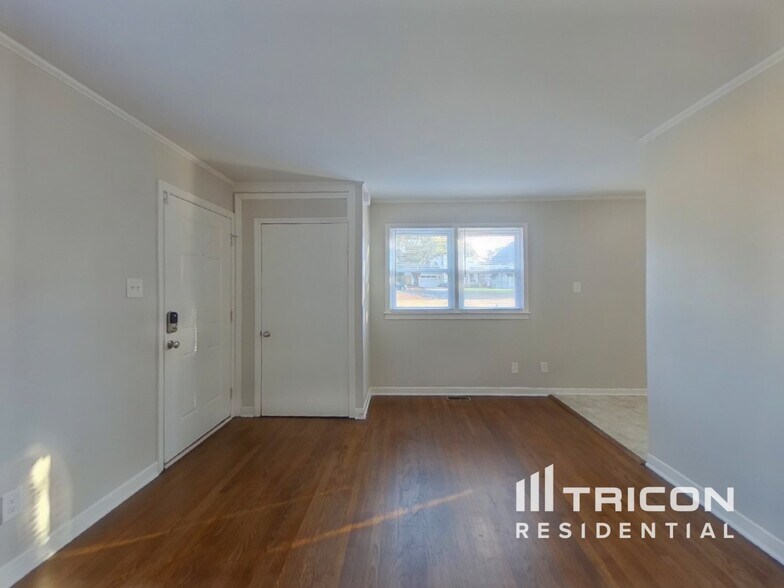 Building Photo - 3309 Anson St