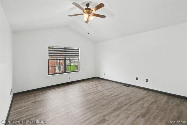 Building Photo - 47547 Ormskirk Dr