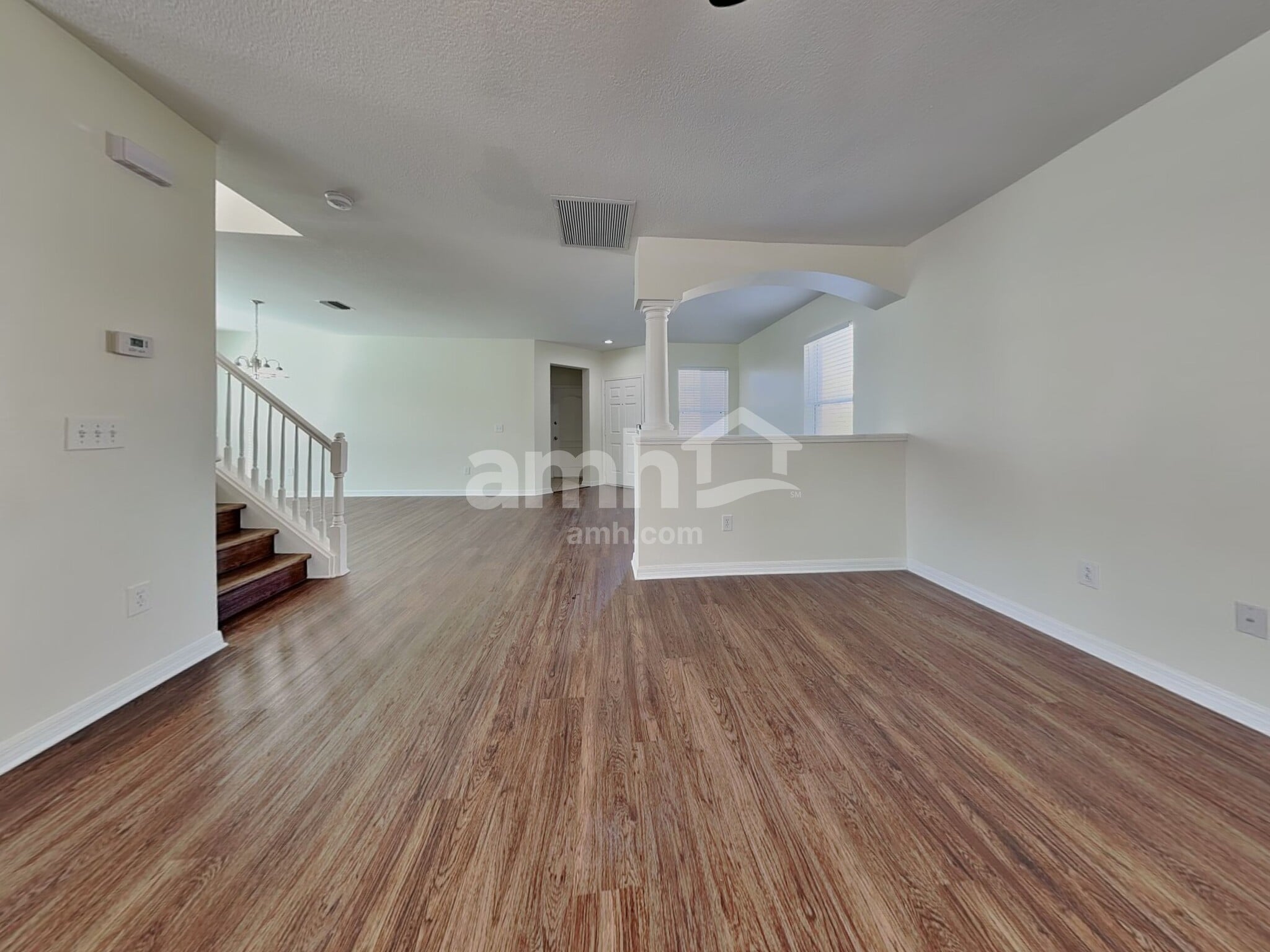 Building Photo - 9848 Edmonton Dr