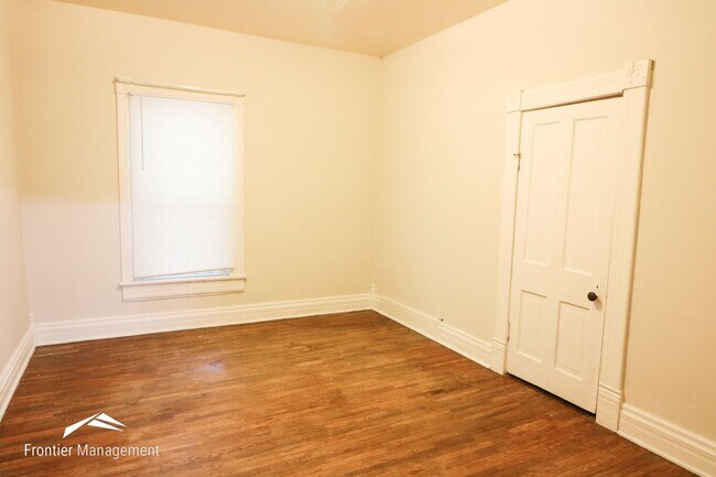 Building Photo - 908 Leavenworth St