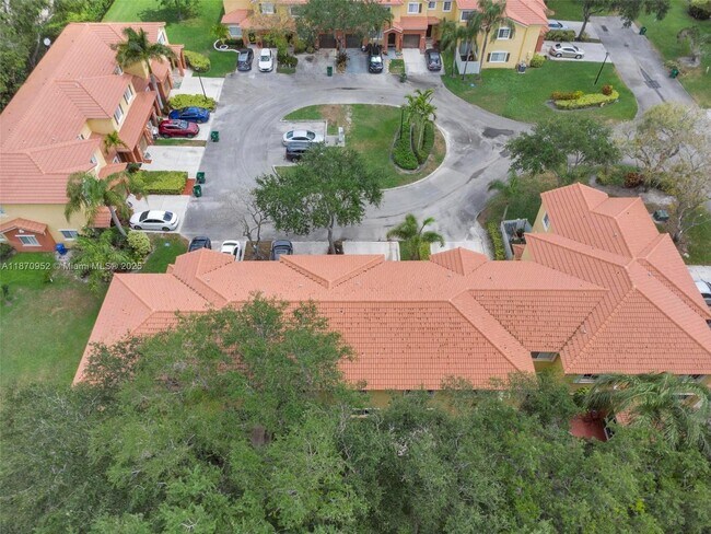 Building Photo - 1845 SW 102nd Way