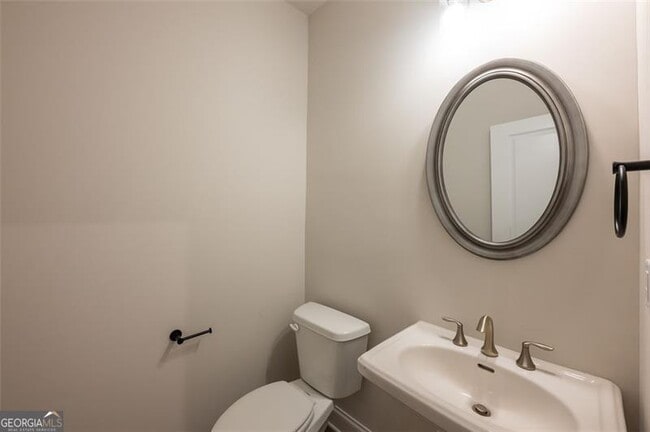 Building Photo - 717 Stickley Oak Way