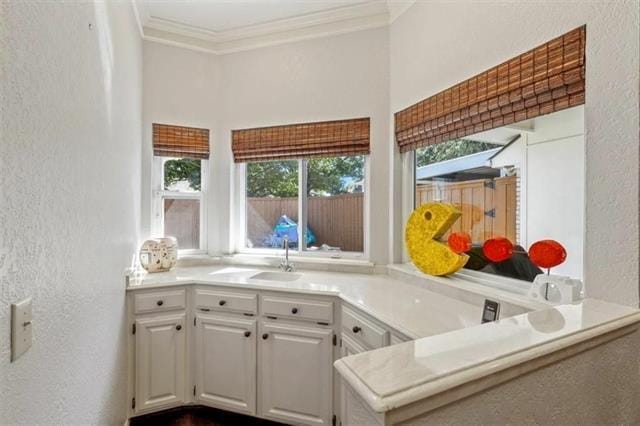 Building Photo - 1800 Sacramento Terrace