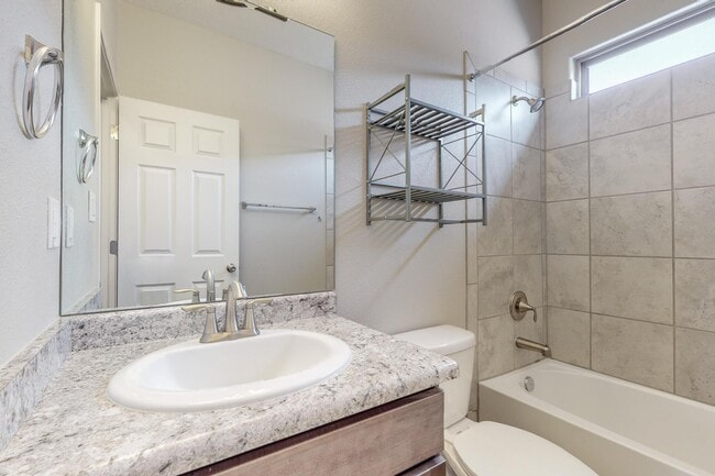 Building Photo - 1930 Camino Rustica SW